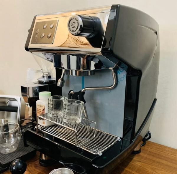 WhatsApp Image 2026-04-11 at 11.41.38 PM Pro Package - Ferrati Ferro Coffee Machine 3200B + N500 Automatic Grinder