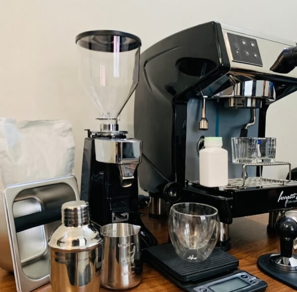 WhatsApp Image 2026-04-11 at 11.41.39 PM (1) Pro Package - Ferrati Ferro Coffee Machine 3200B + N500 Automatic Grinder