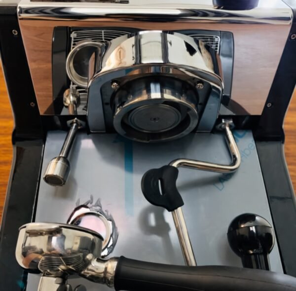 WhatsApp Image 2026-04-11 at 11.51.52 PM Ferrati Ferro FCM-3200B Espresso Machine